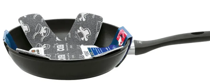 ELO mit Freude kochen! ELO Bratpfanne /Stielpfanne Ø 28 SAVE Aluguss inkl. Pfannenschoner