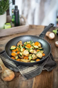 Fissler Pfanne ADAMANT CLASSIC 28 cm Aluminium grau