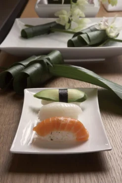 MAXWELL & WILLIAMS Platte EAST MEETS WEST 20,5 x 11,5 cm Hartporzellan weiß