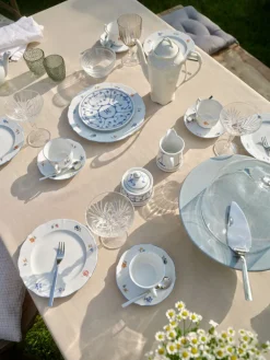 Seltmann Weiden Kaffeeservice SONATE NOSTALGIE 18-teilig Weiß mit Streublumendekor